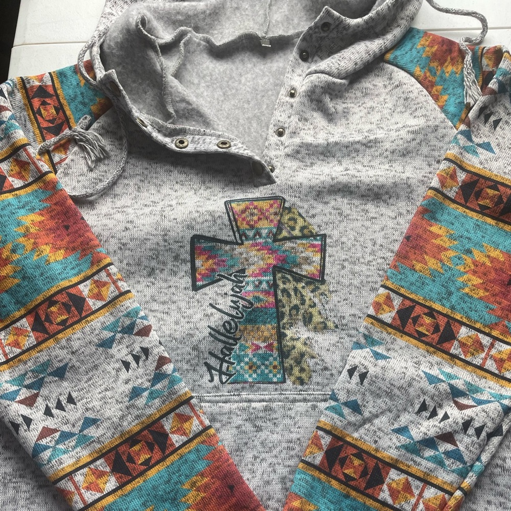 Halle Lujah Pullover Hoodie Aztec Print Size XXL New W/O Tags